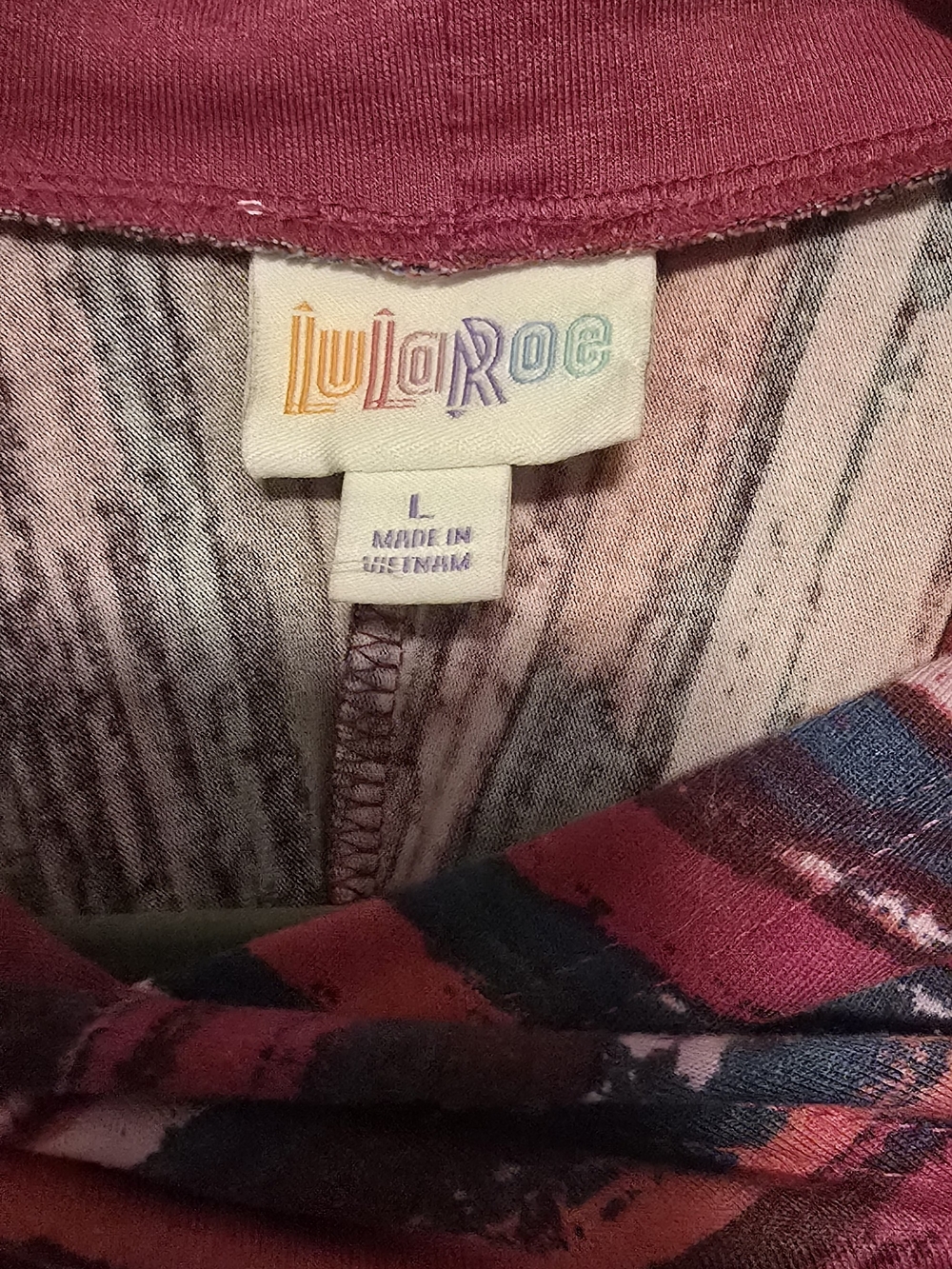LuLaRoe Raspberry Crewneck Raglan Pullover - Picture 2 of 3